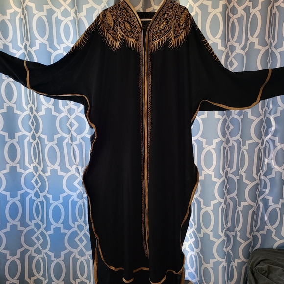 Yemen Abaya or arabic dress - Picture 1 of 2